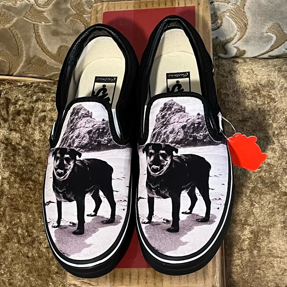 CUSTOM PUG VANS Classic Slip-On; Men’s Size 6.5, Women’s Size 8–NEW WITH TAGS!!